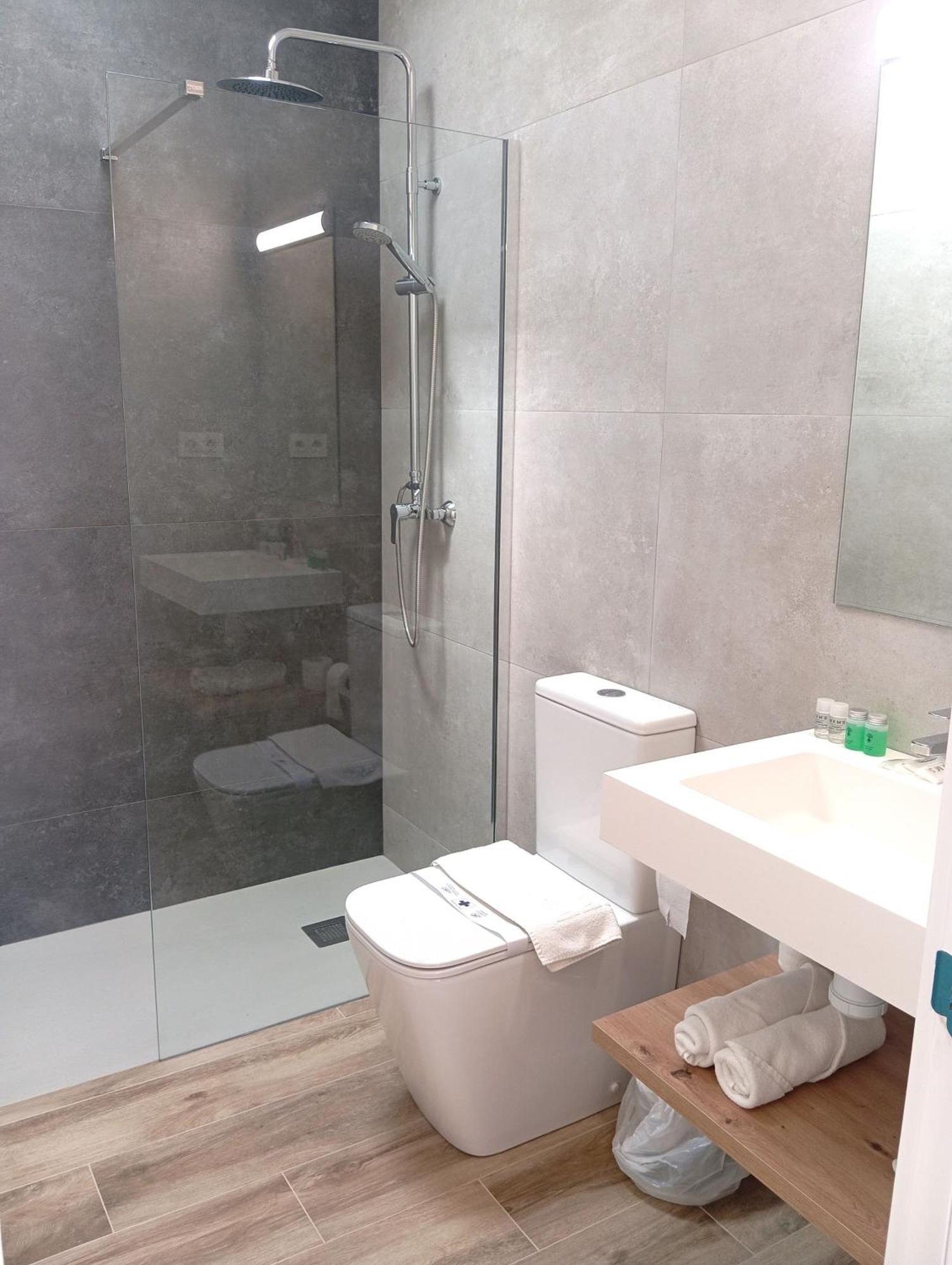 Hostal Casa Emilio Almería Eksteriør billede