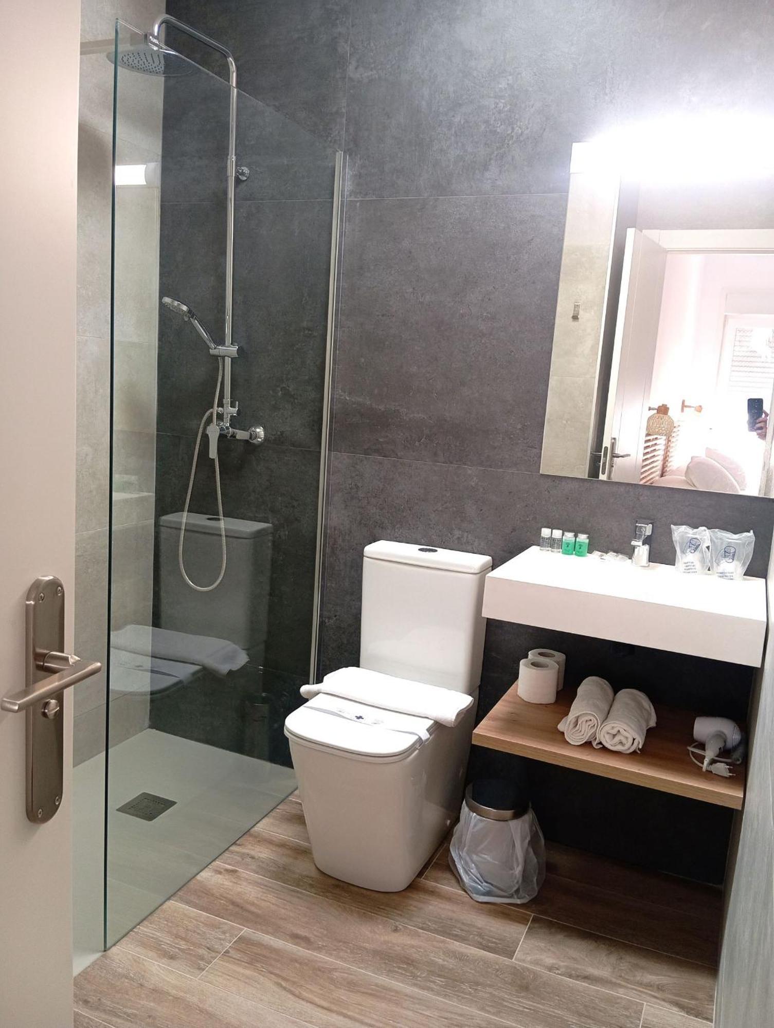 Hostal Casa Emilio Almería Eksteriør billede